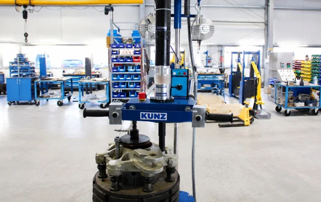 KUNZ UTT for Brakes | Aircraft Brake Assembly / Disassembly