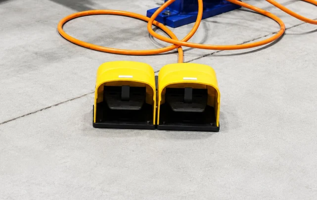 KUNZ SBB Foot Pedals | Tire Bead Breaking