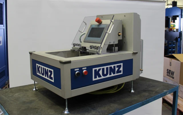 KUNZ Plug Tester | Testing of safety valves on aircraft wheels