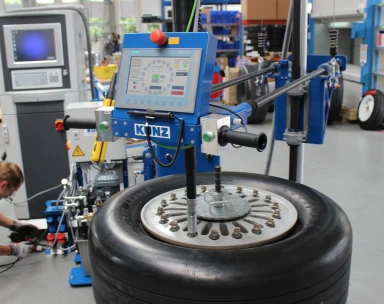 KUNZ UTT NGtronic single spindle nut runner | Aircraft Wheel Torquing 